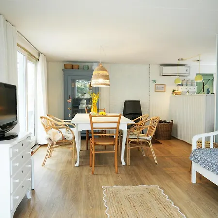 Summer House With Cozy Garden Near The *